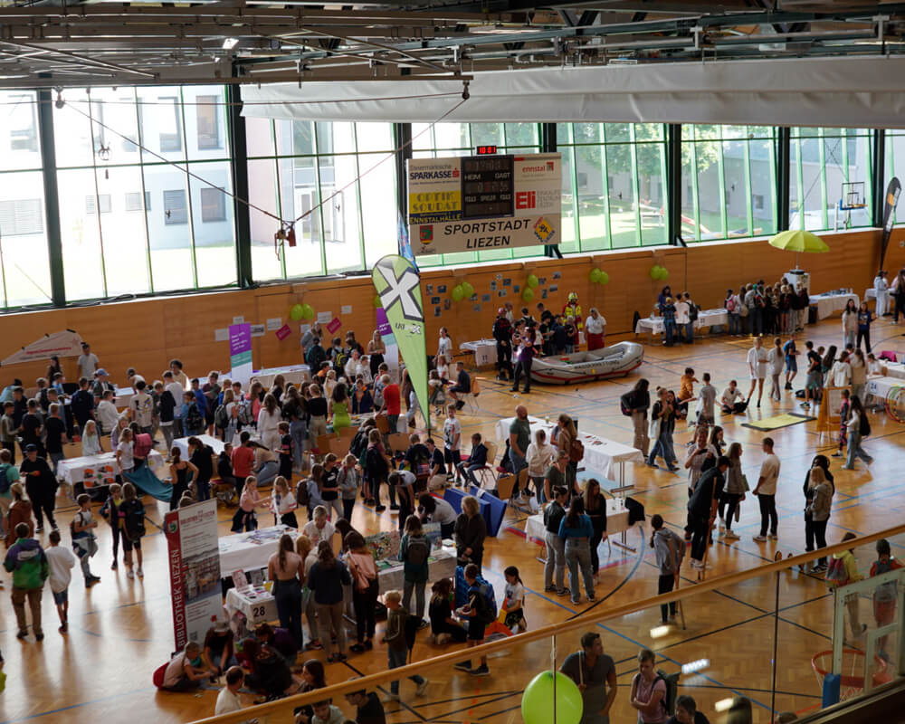 xund25_1000x800_Konferenz_9