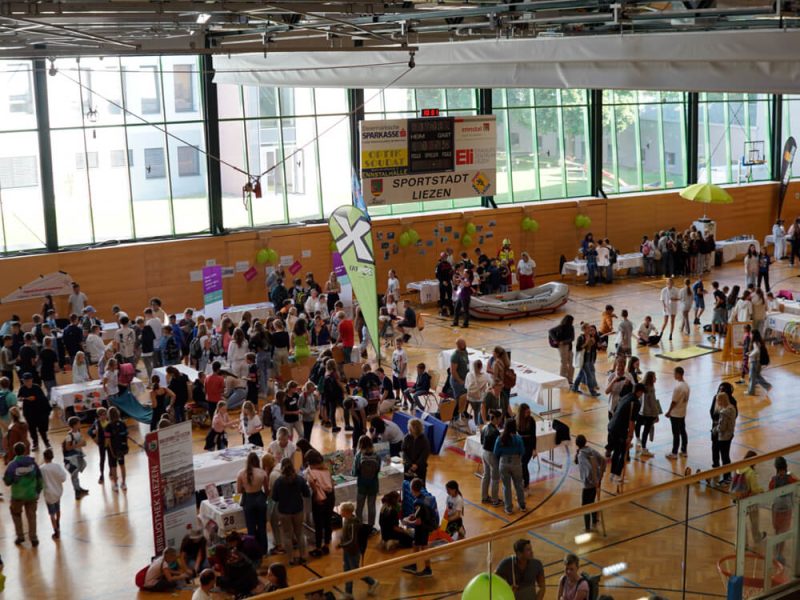 xund25_1000x800_Konferenz_9